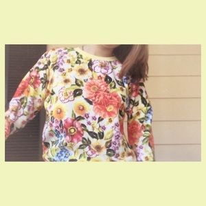 Happy Floral Sweatshirt